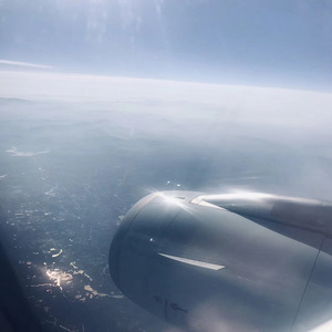 我蹭蹭下面好爽受不了了
